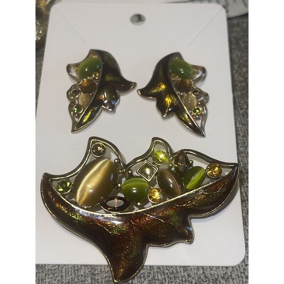 Vintage Brooch-Earring Set Polished Stones and Rhinestone Enamel Autumn Leaf - Picture 1 of 9